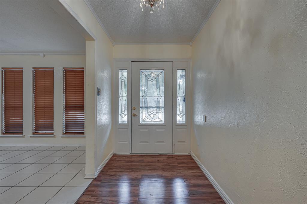 1607 Alexander Drive
