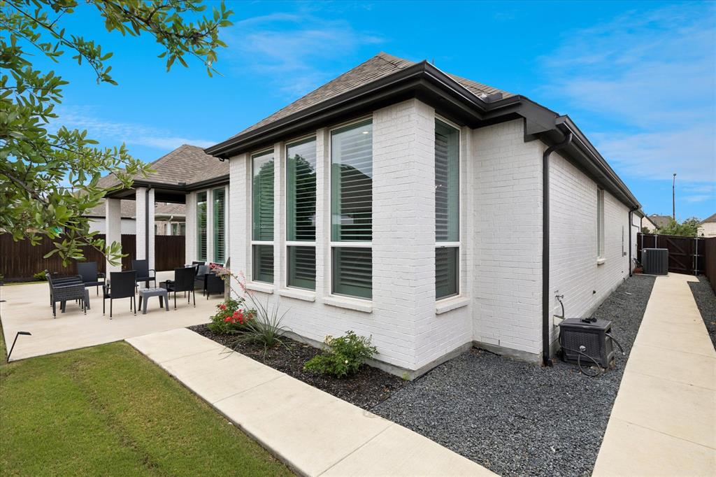 Tavolo Park - Residential
