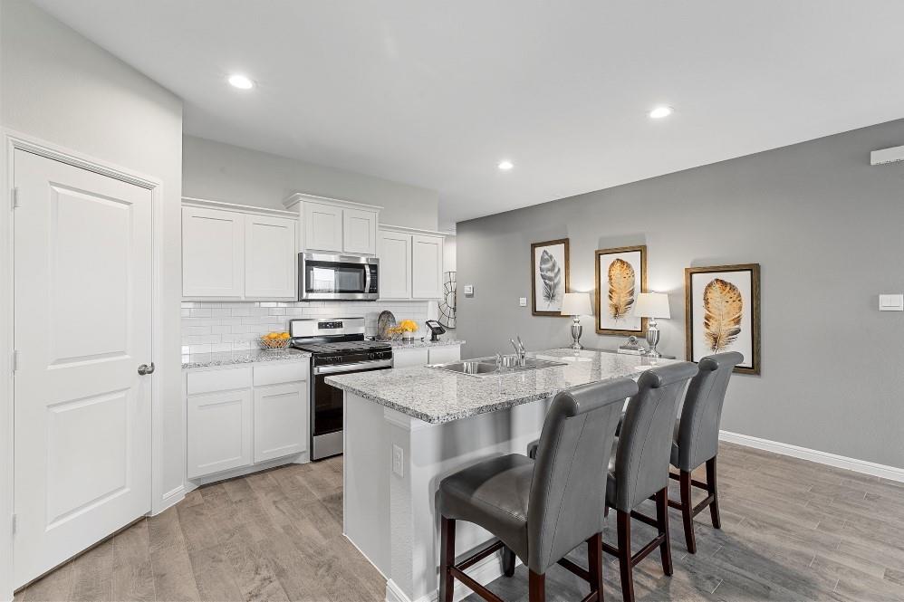 198 BAY MEADOWS Lane
