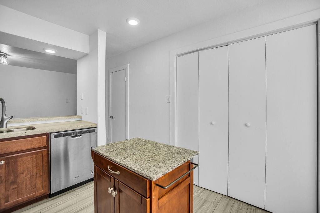 Parkside Cedar Spgs Condo - Residential Lease