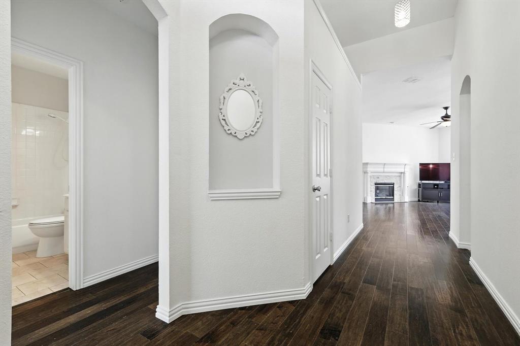 9805 Hickory Hollow Lane