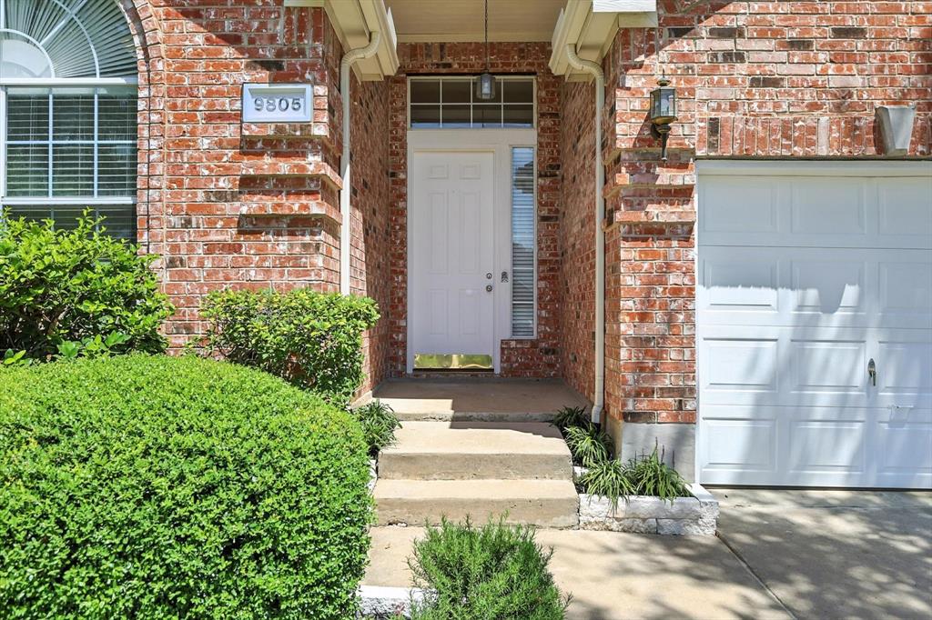 9805 Hickory Hollow Lane