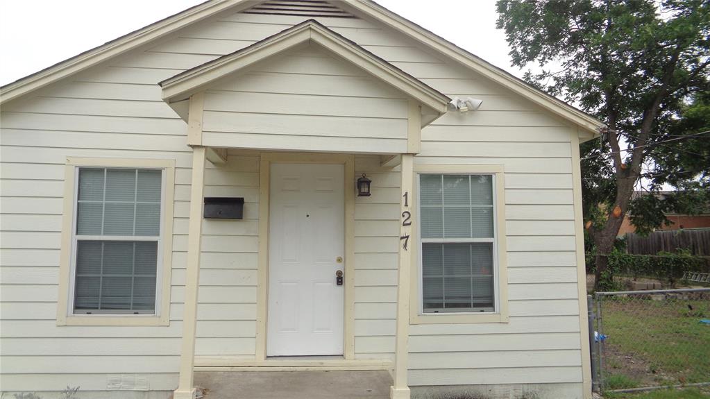 Mccallums - Residential Lease