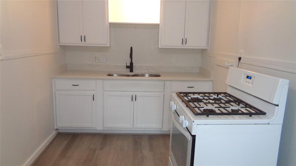 Mccallums - Residential Lease