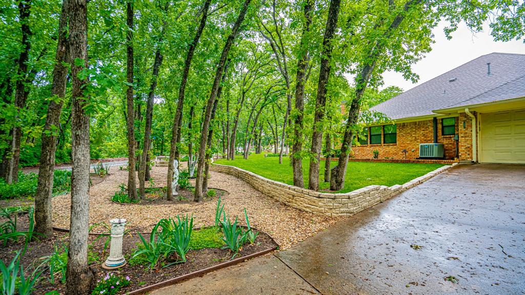 6520 Fall Creek Highway