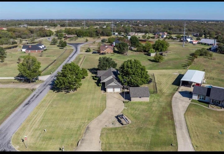 Photo 1 of 31 — 116 Quinta Circle, Royse City, TX 75189