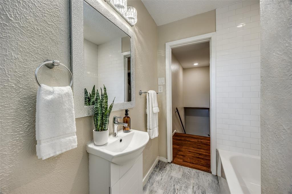 Westbury Park Condo - Residential Lease