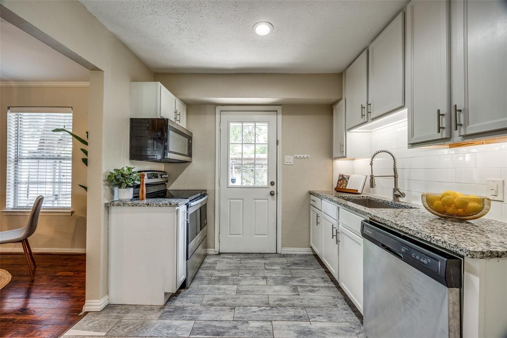 Westbury Park Condo - Residential Lease