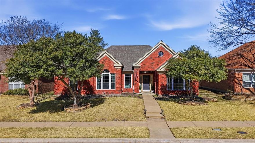 Beautifully Updated One-Story Home in Prime Frisco Location!

This meticulously maintained home features modern designer updates throughout and a highly desirable floor plan. 

Enjoy an open layout with 3 bedrooms, 2 bathrooms, two living areas, a formal dining room, and a cheerful breakfast nook with bay windows. The inviting living room with fireplace seamlessly connects to the updated kitchen, showcasing stainless steel appliances, glass subway tile backsplash, granite countertops, crown molding, and stylish glass pendant lighting.

The spacious primary suite includes a comfortable sitting area and a stunning spa-like bathroom with dual vanities, Carrera marble counters, and an oversized frameless glass shower with a rain shower head. Two additional bedrooms and an updated secondary bath complete the interior.

Step outside to a beautifully landscaped backyard featuring a Pavestone patio—perfect for relaxing or entertaining.