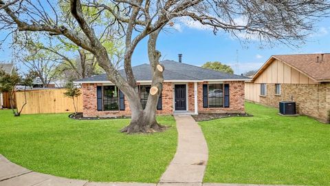 Photo of 9131 High Plain Lane, Dallas, TX 75249 (MLS # 21205001)