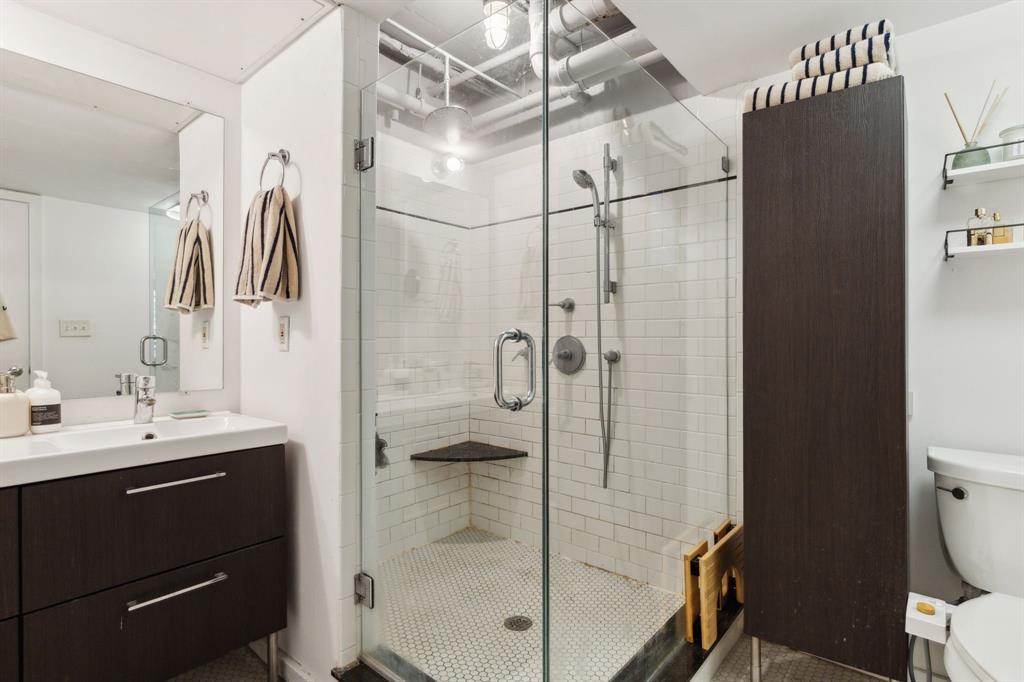 588 Condos - Residential Lease