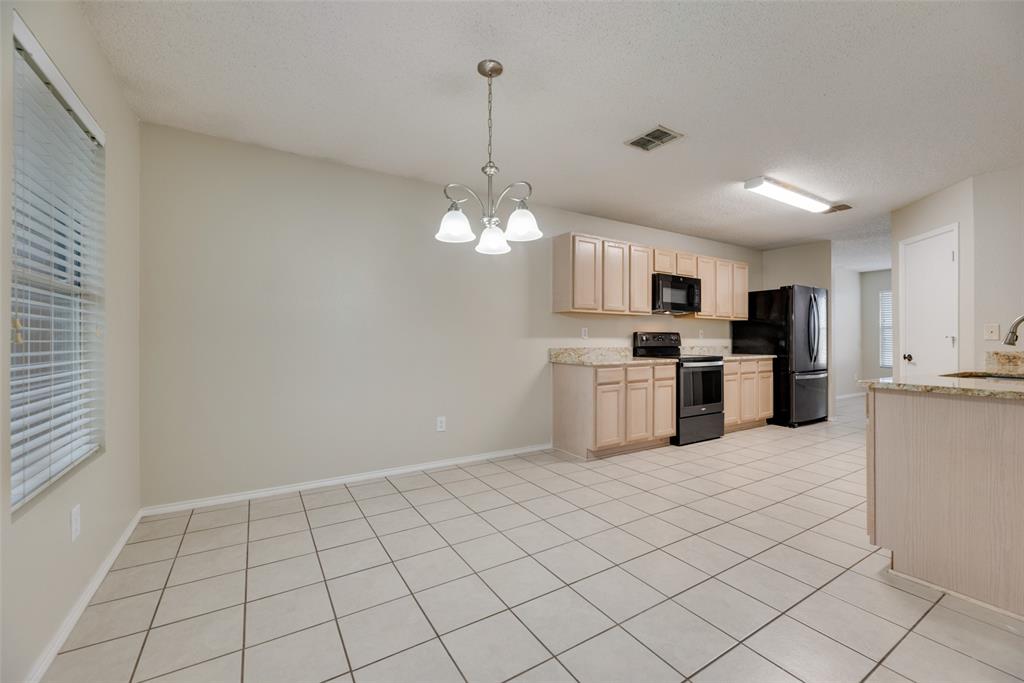 Meadowcreek Estates Ph IV - Residential Lease