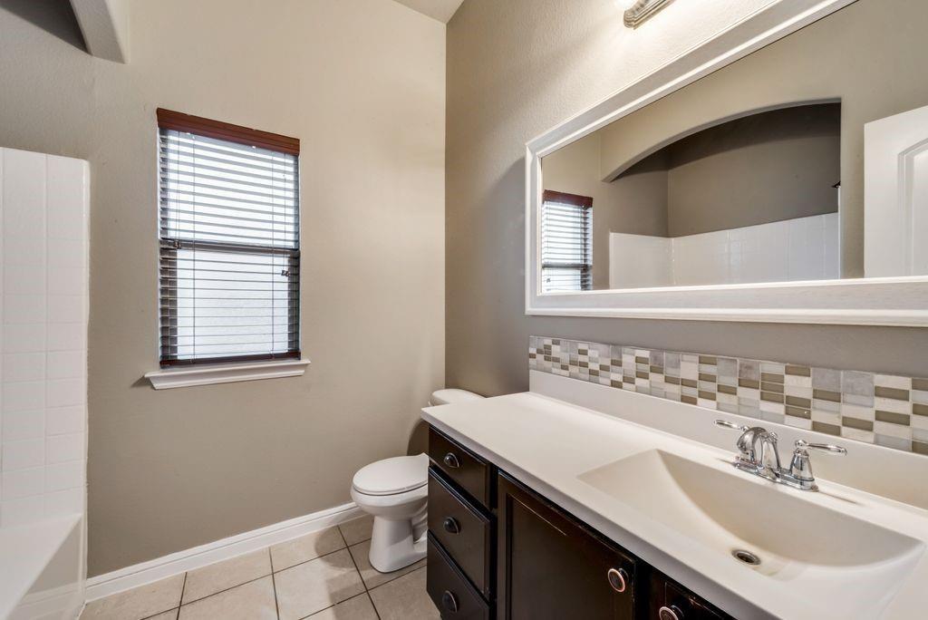 Fossil Park Estates - Residential Lease