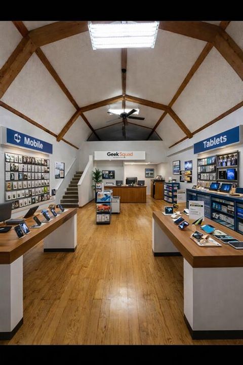 105 E Cedar Creek Parkway Seven Points TX 75143