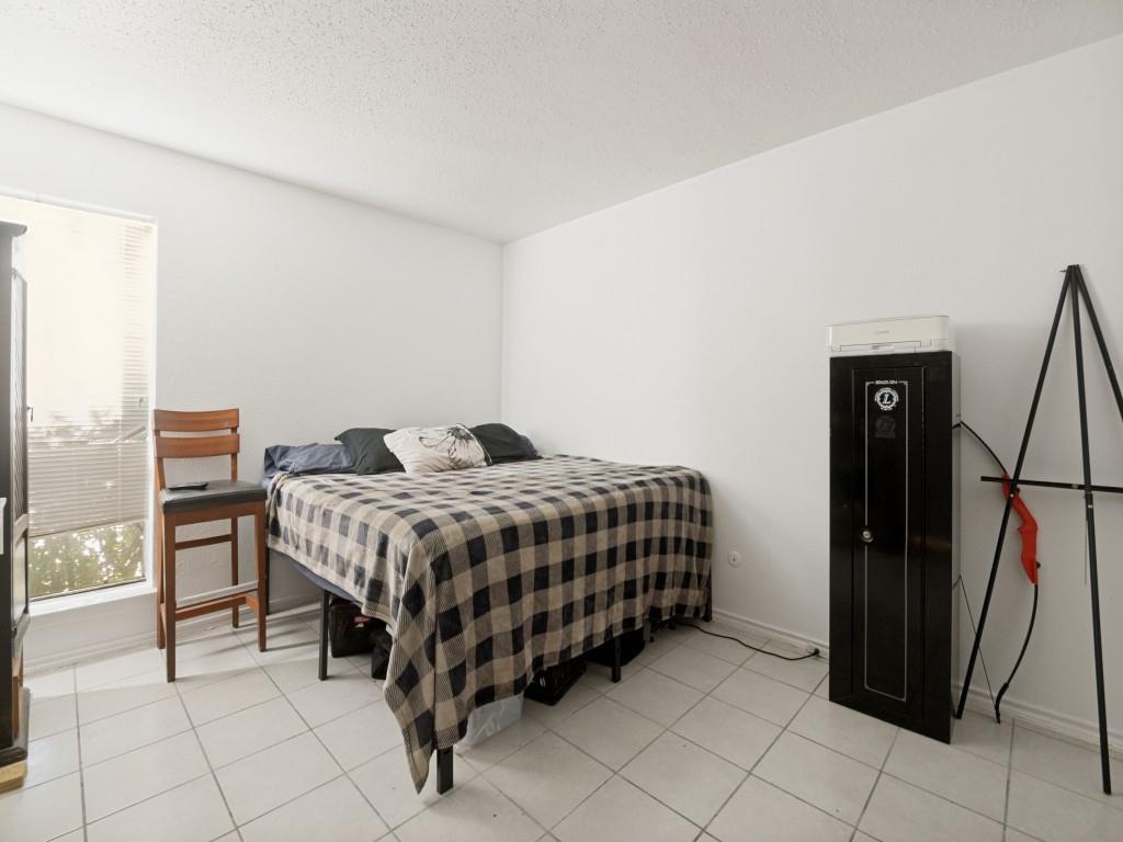 Condo - Residential
