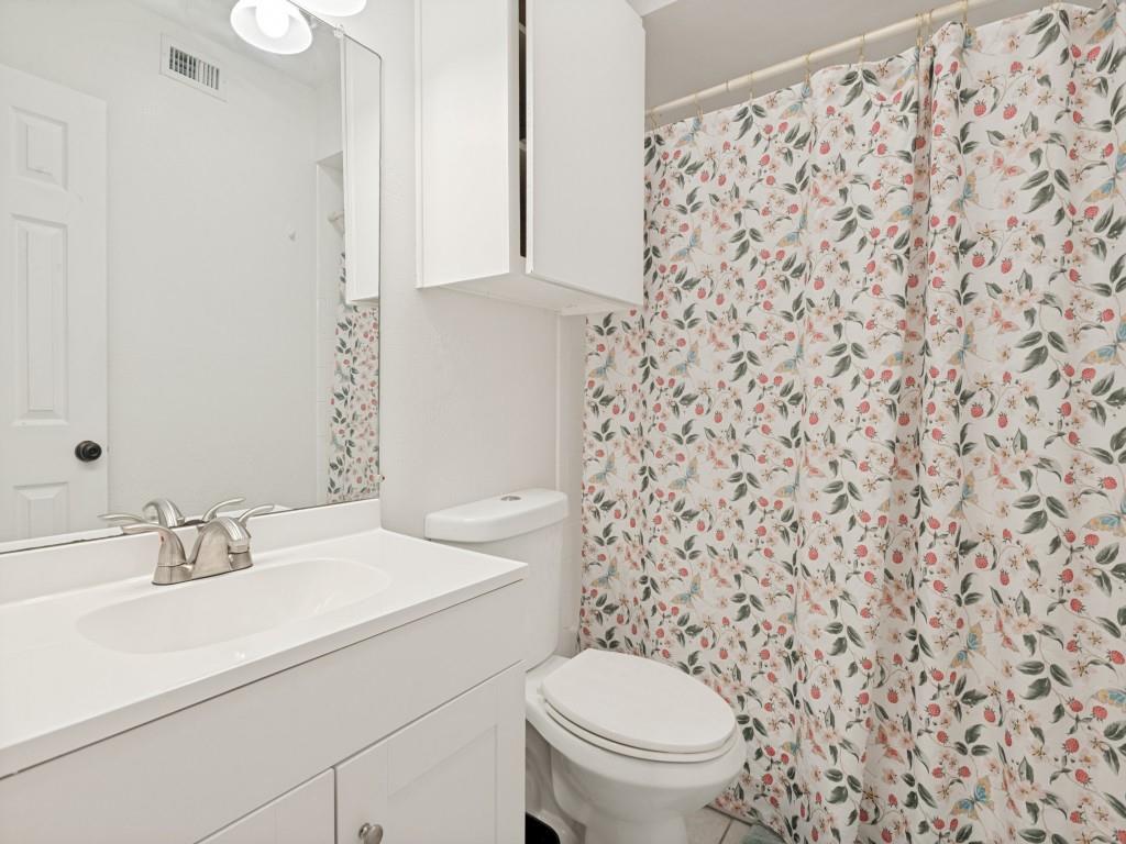Condo - Residential