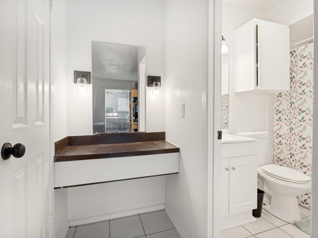 Condo - Residential