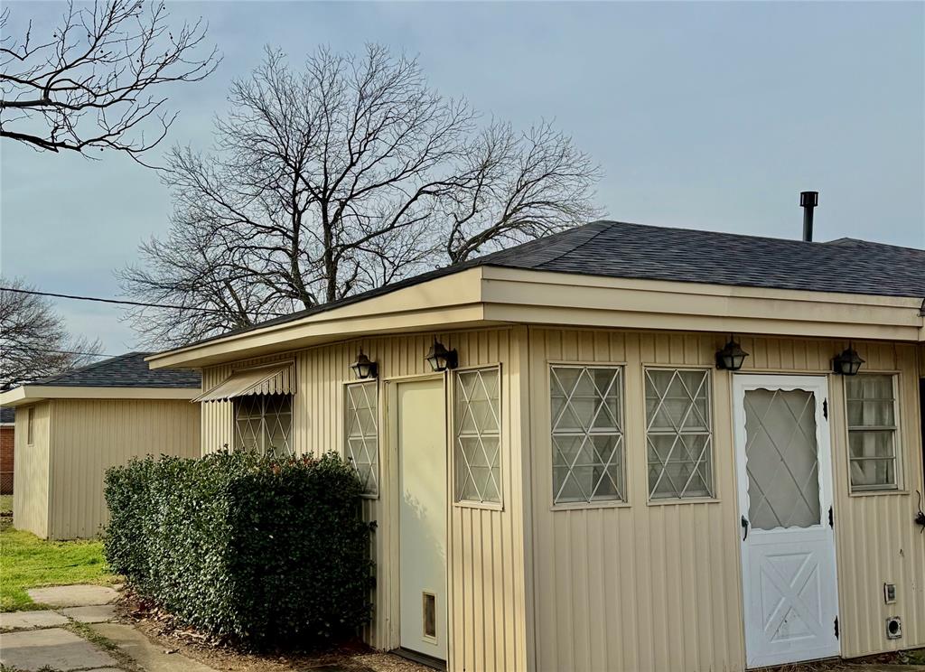 Landor - Residential