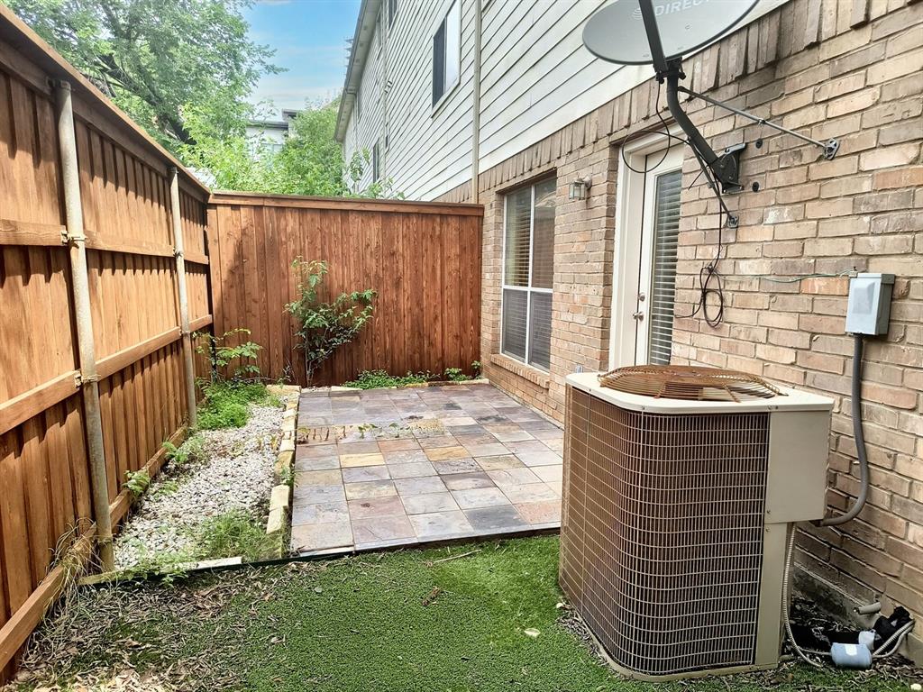 Shelby Twnhms - Residential Lease