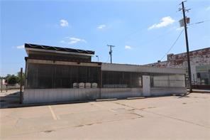 Lindsay Addition - Commercial Sale