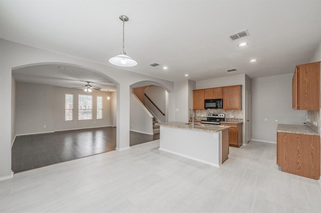 Lakewood Ph 03 - Residential Lease