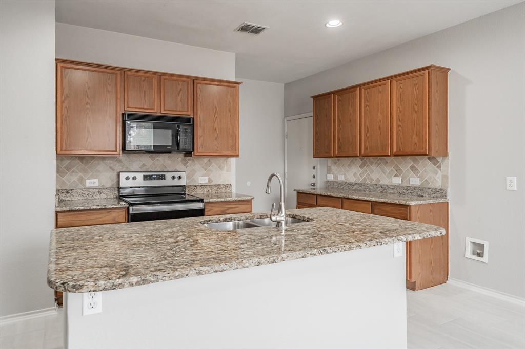 Lakewood Ph 03 - Residential Lease