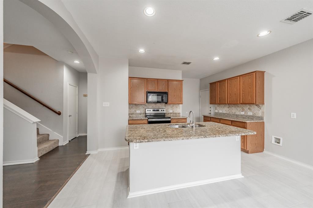 Lakewood Ph 03 - Residential Lease