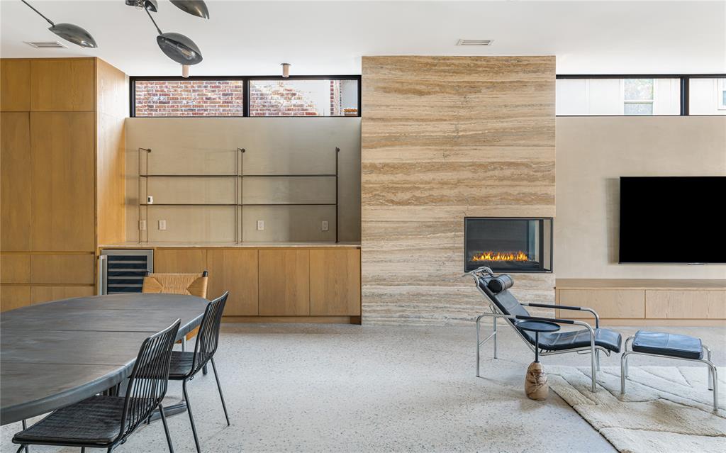 Llano Place - Residential