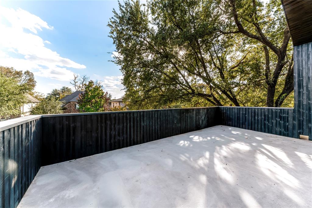 Llano Place - Residential