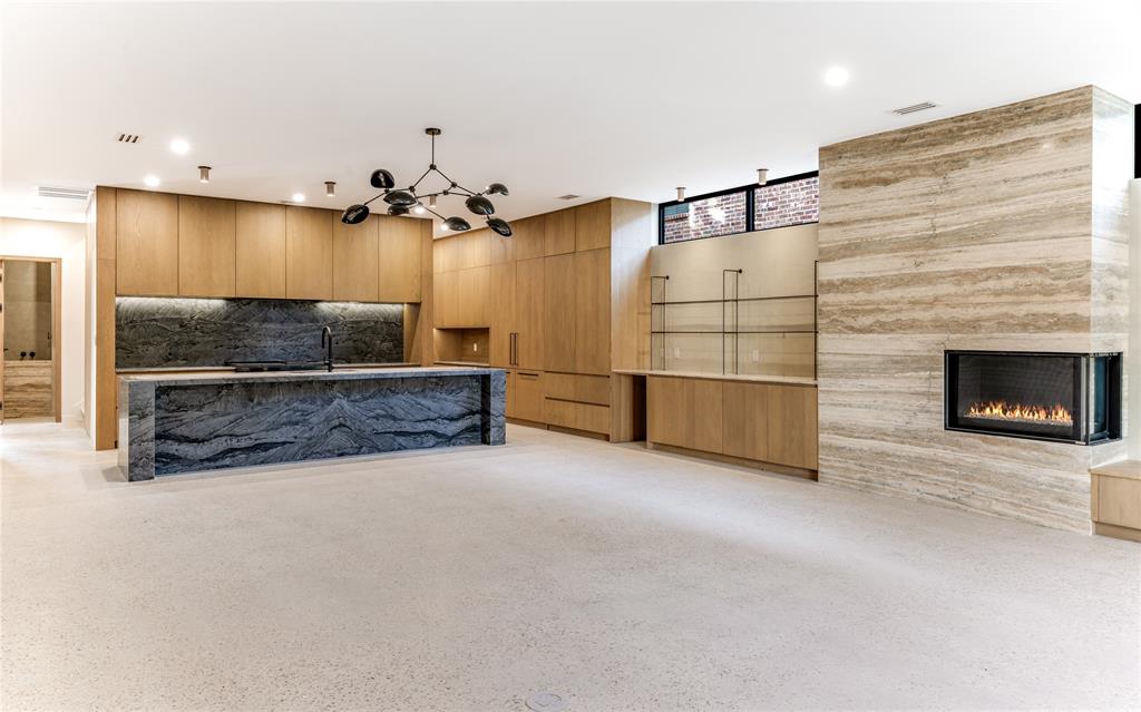 Llano Place - Residential