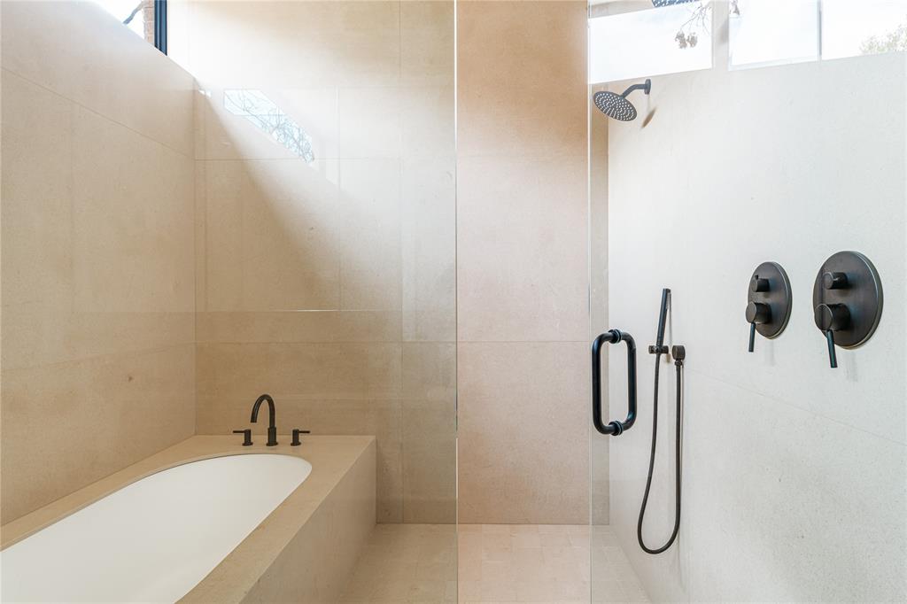 Llano Place - Residential