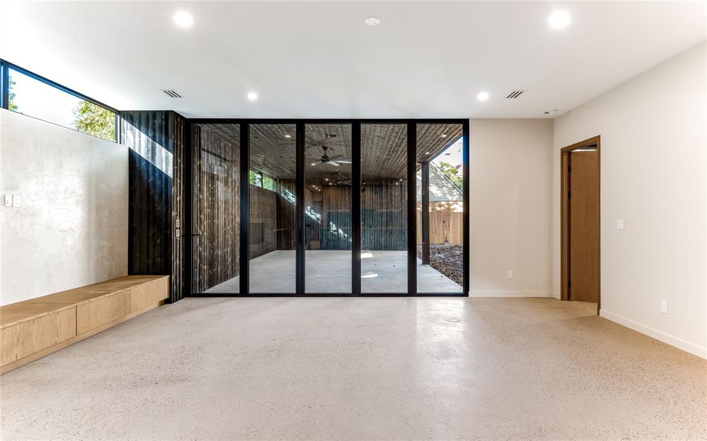 Llano Place - Residential