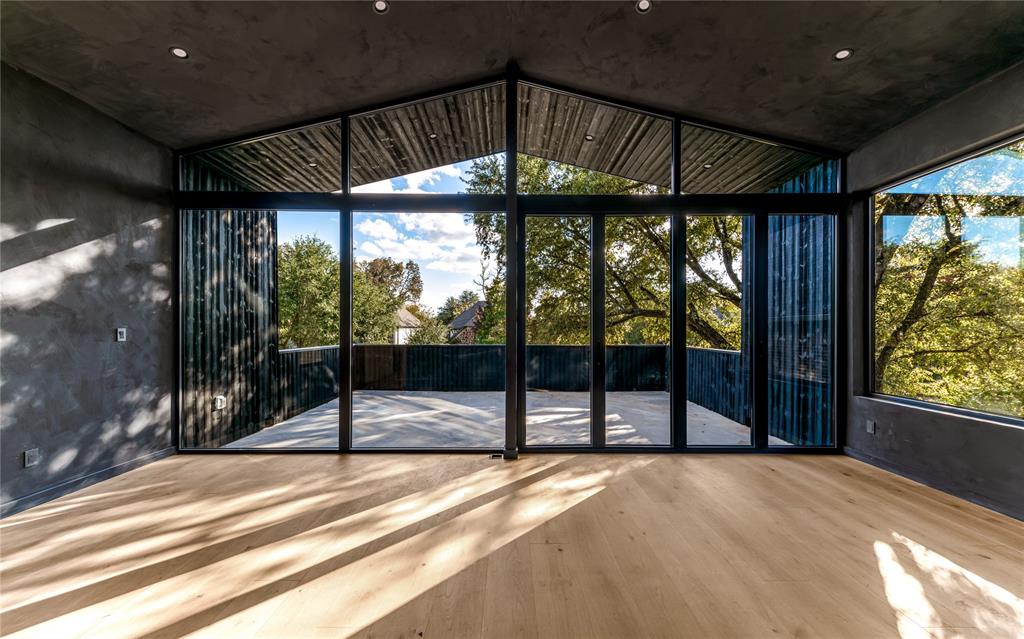 Llano Place - Residential