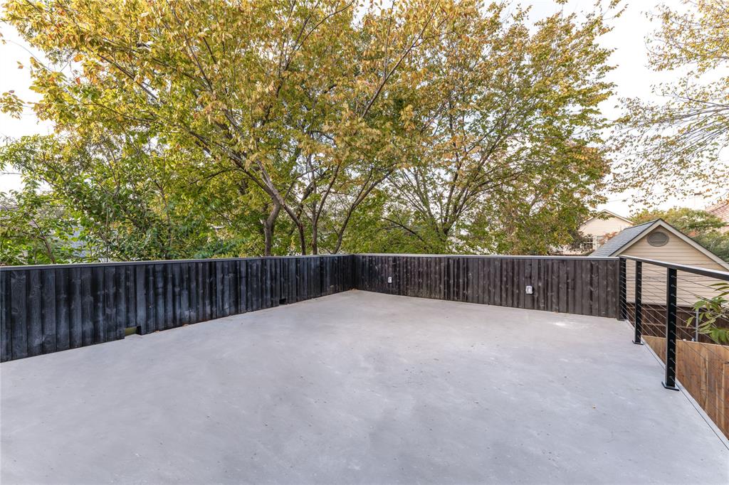 Llano Place - Residential