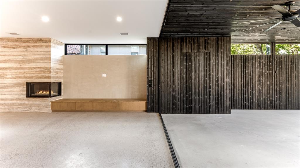 Llano Place - Residential