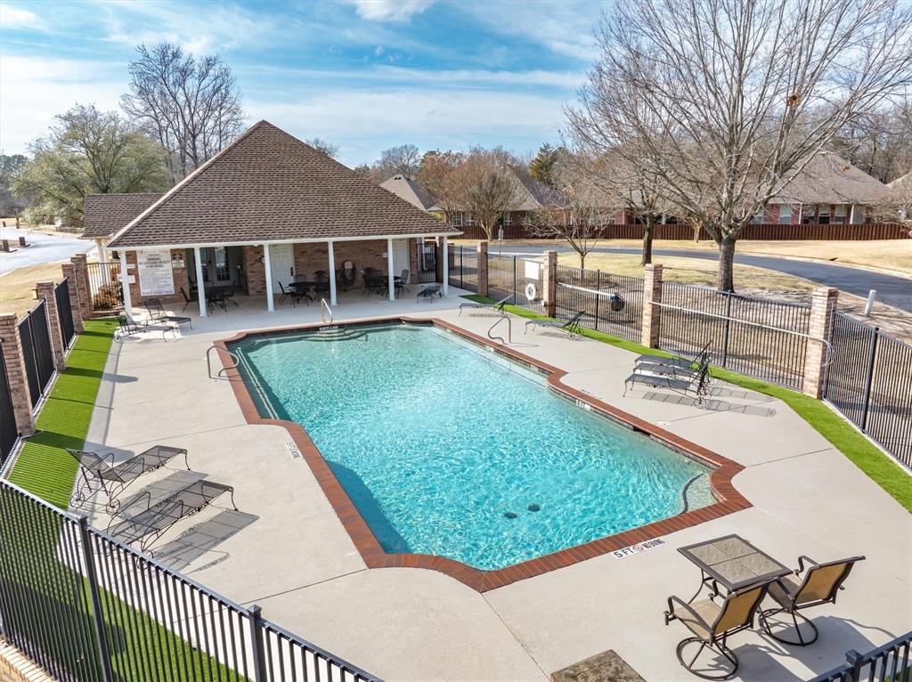 Hollycreek Village - Residential