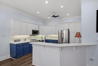 Hollycreek Village - Residential