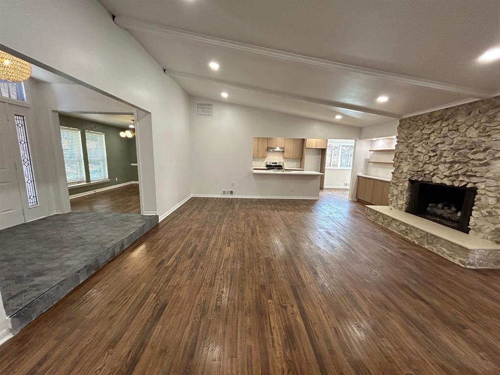 8845 Sweetwater Drive