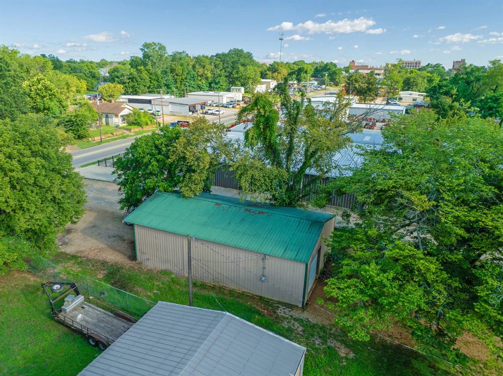 City Of Paris .33AC - Commercial Sale