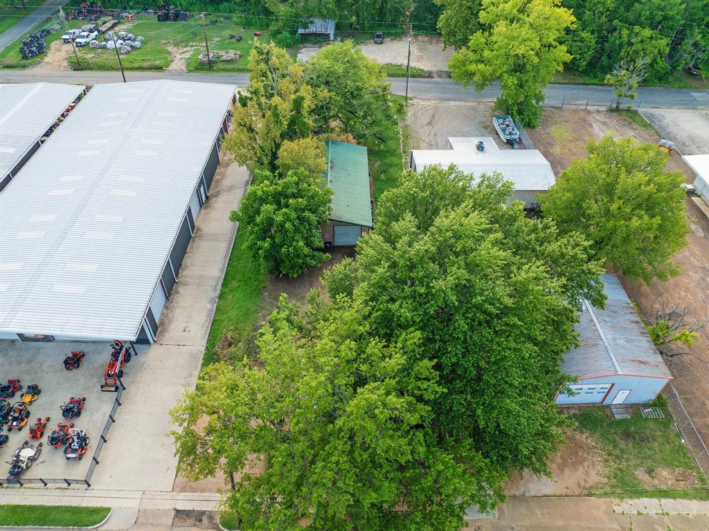 City Of Paris .33AC - Commercial Sale