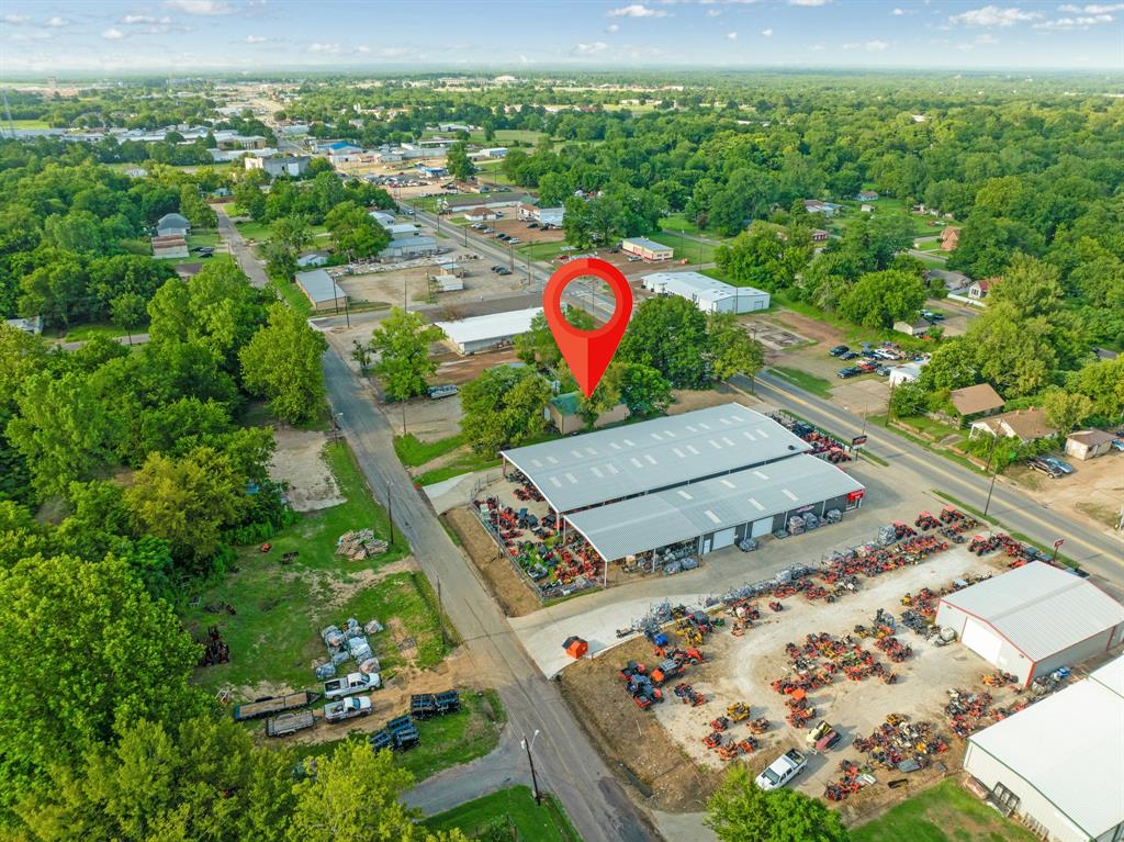 City Of Paris .33AC - Commercial Sale