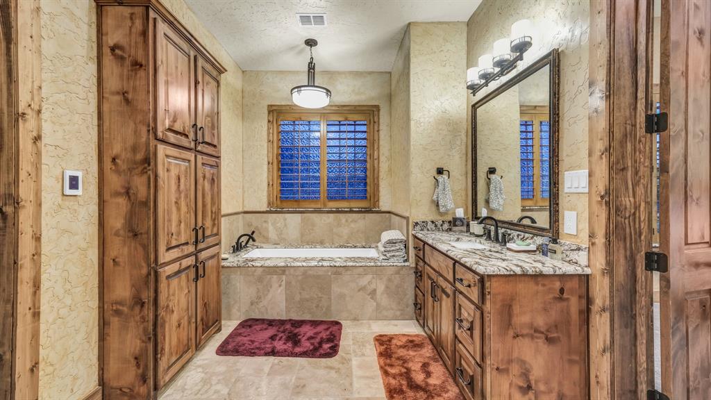 Bar H Ranche - Residential