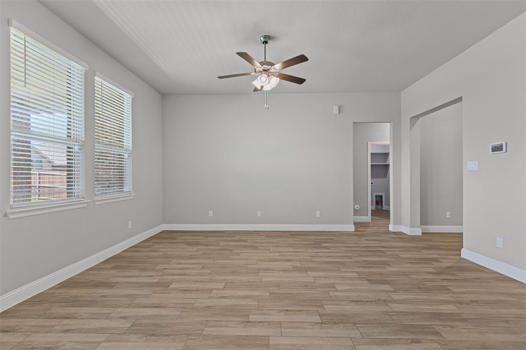 Grand Prairie, Texas 76065, United States, 4 Bedrooms Bedrooms, ,2 BathroomsBathrooms,Residential,Active,136097