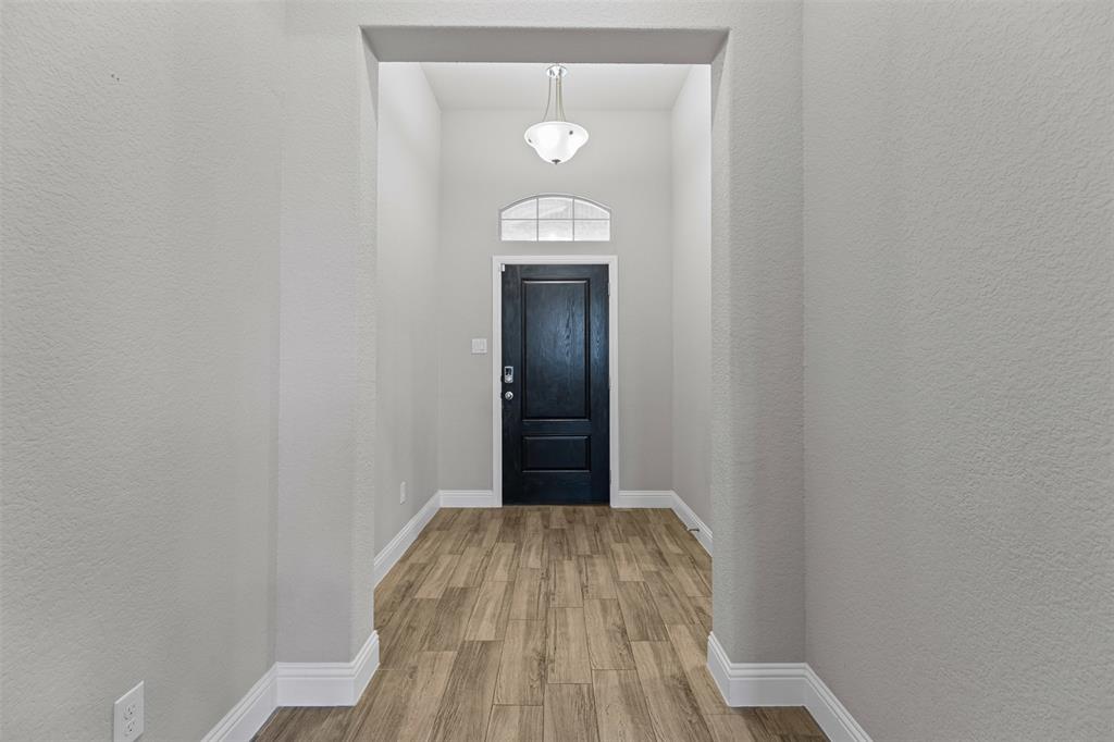 Grand Prairie, Texas 76065, United States, 4 Bedrooms Bedrooms, ,2 BathroomsBathrooms,Residential,Active,136097