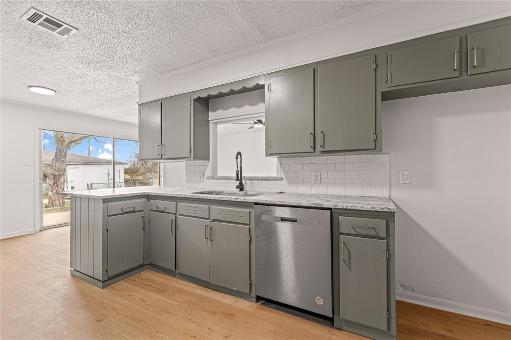 1301 Harrison Avenue