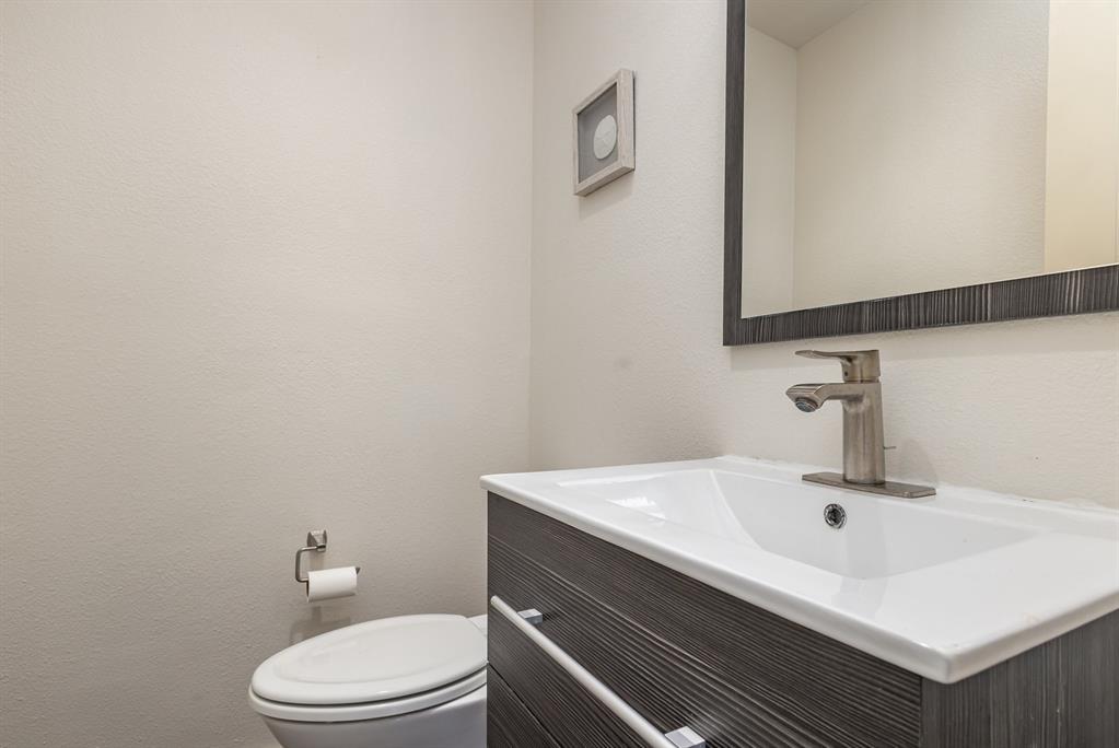 Inwood Road Estates - Residential Lease