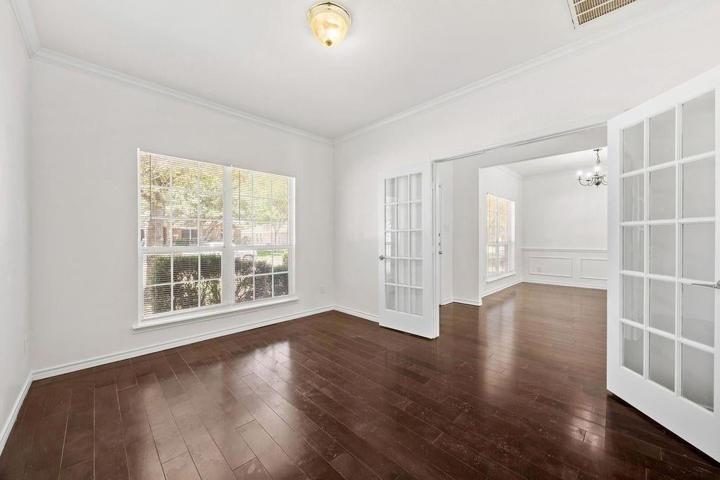 15701 Wyoming Drive
