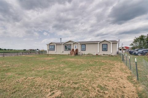 A home in Kaufman