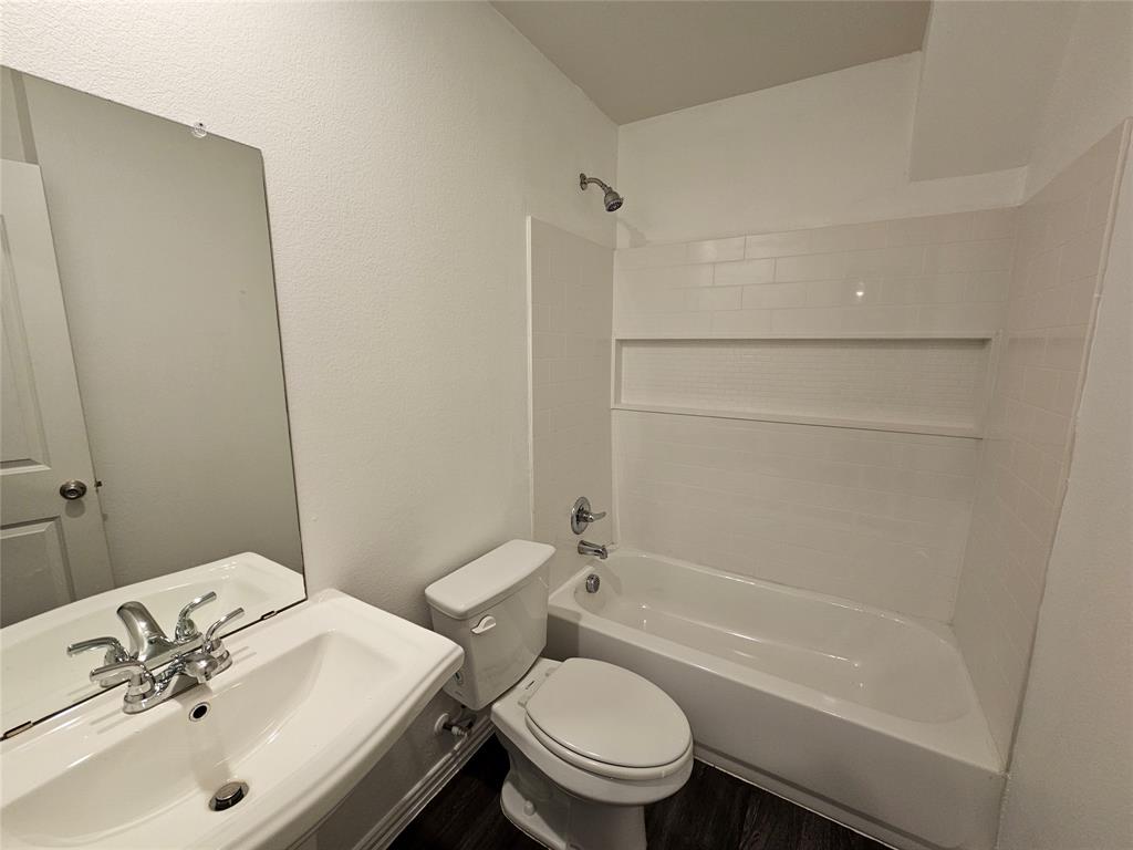 Wallenburg Place Add - Residential Lease