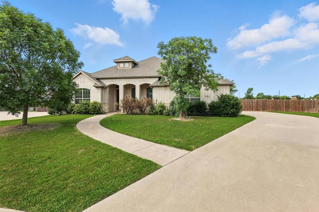 202 Double Creek Drive